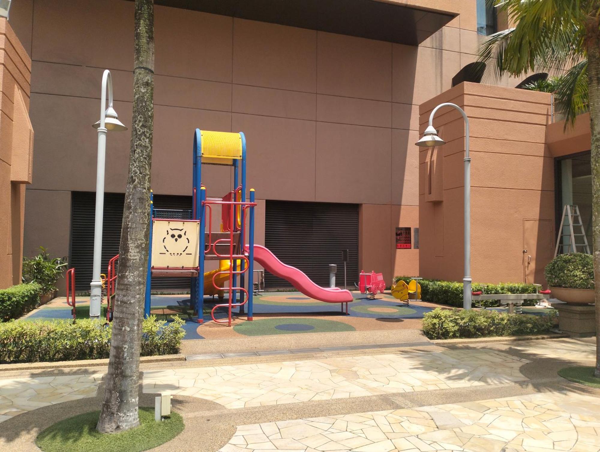 Apartment Berjaya Times Square Service By Luna