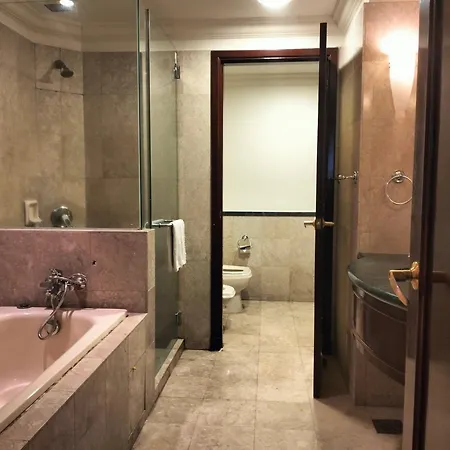 Berjaya Times Square Service Suite By Luna Kuala Lumpur Bagian luar foto