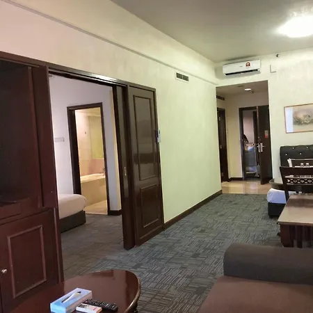 Berjaya Times Square Service Suite By Luna Kuala Lumpur Bagian luar foto